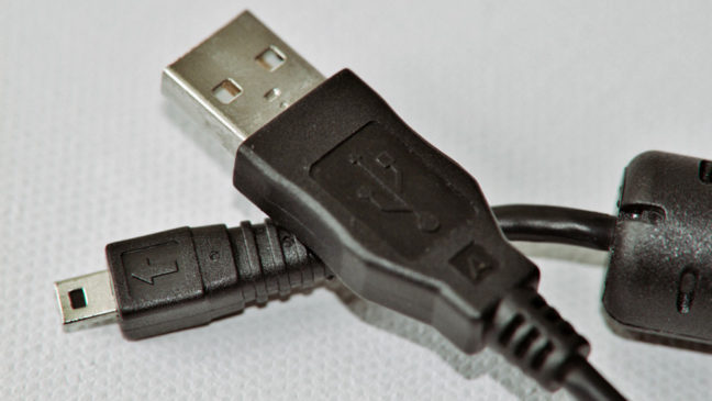 Зависит ли скорость зарядки от кабеля usb