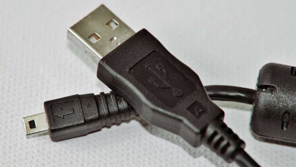 Устраняем разрыв USB-кабеля