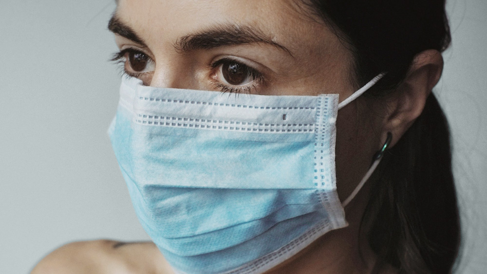 Защищают ли медицинские маски от коронавируса?